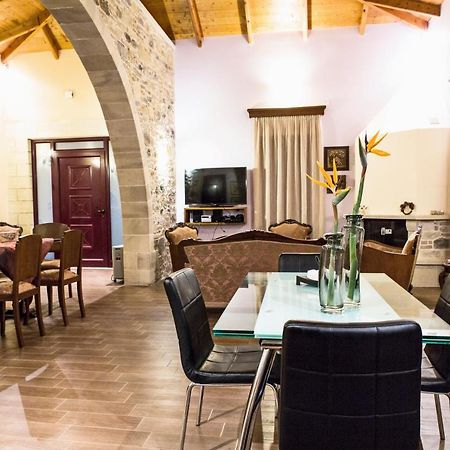 Private Sapphiros Villa Kíssamos Esterno foto